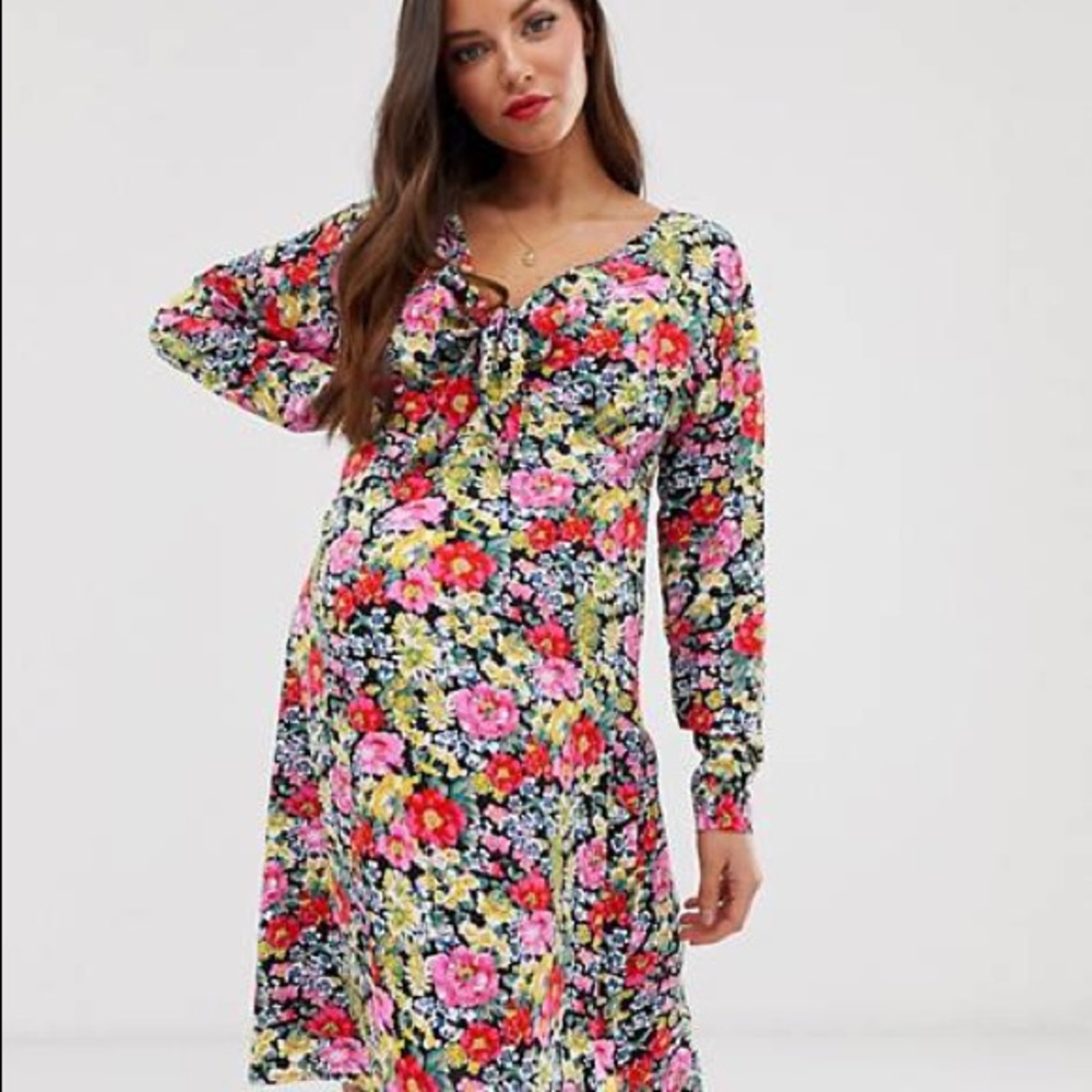 Floral maternity dress